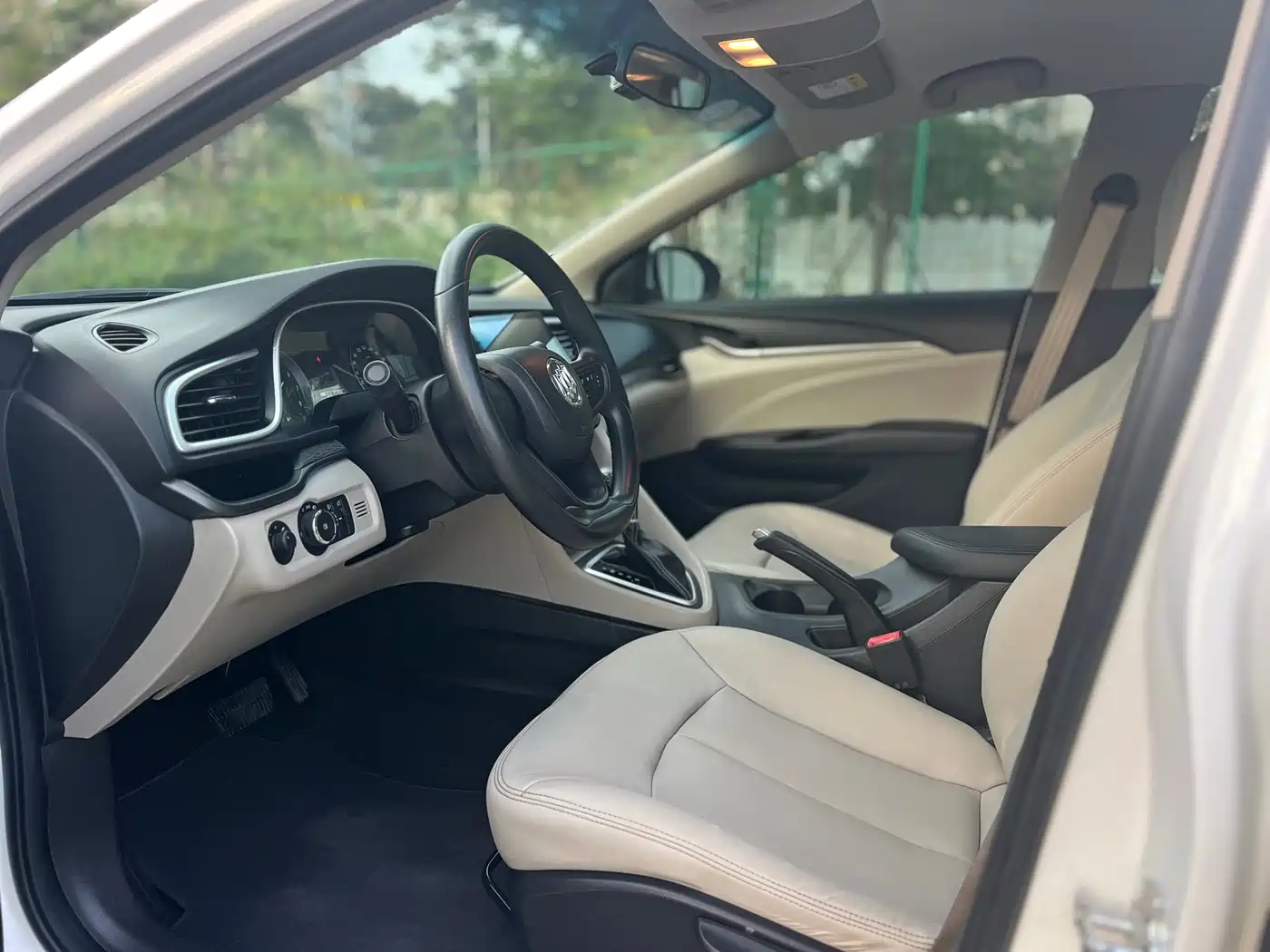 Buick Excelle 2017 15N Automatic Progressive фото 4