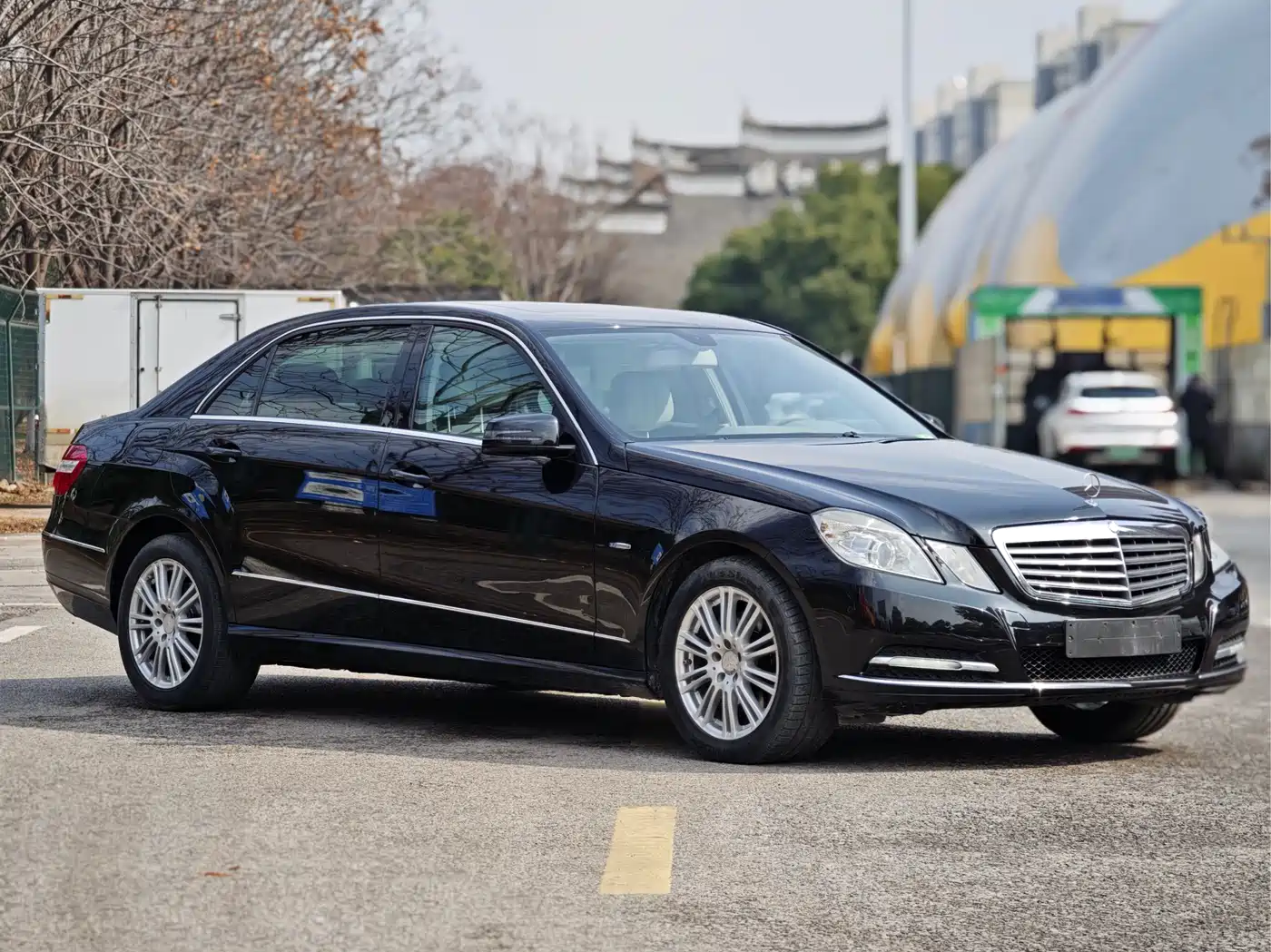 Mercedes-Benz E-Class 2012 E 200 L CGI Elegance фото 3