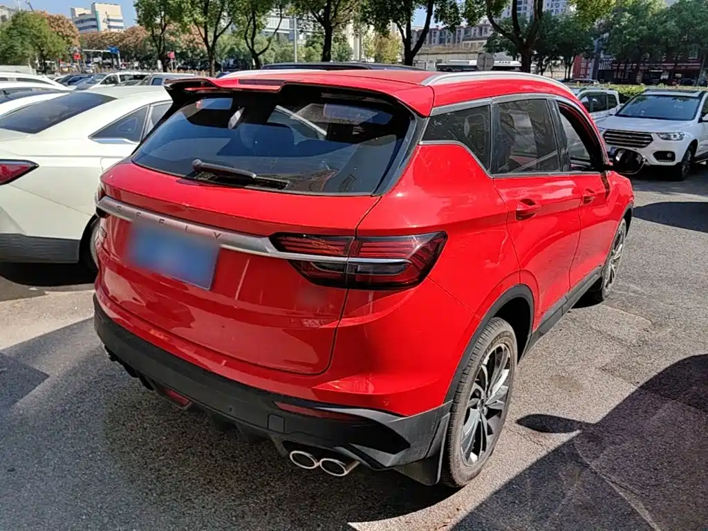 Фото 7 - Geely Coolray