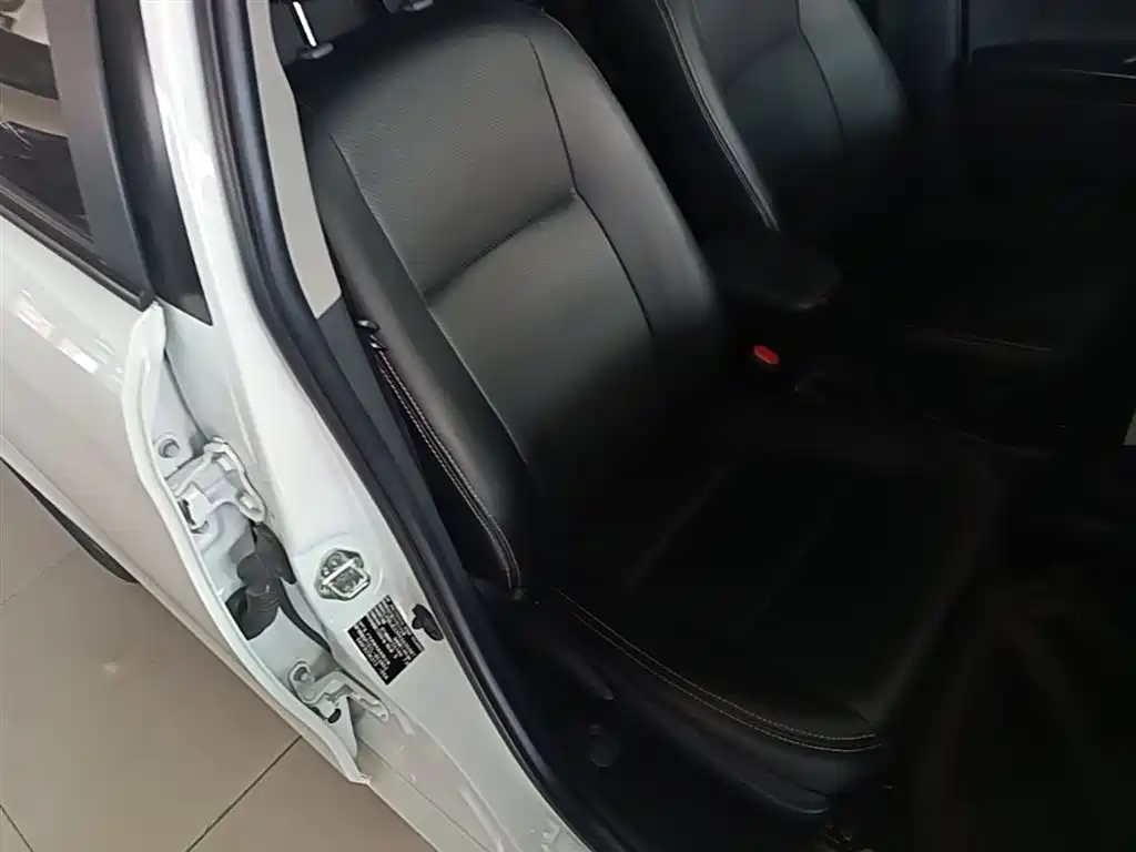 Toyota YARiS L Zhi Xiang 2019 1.5E CVT Charming China VI фото 25