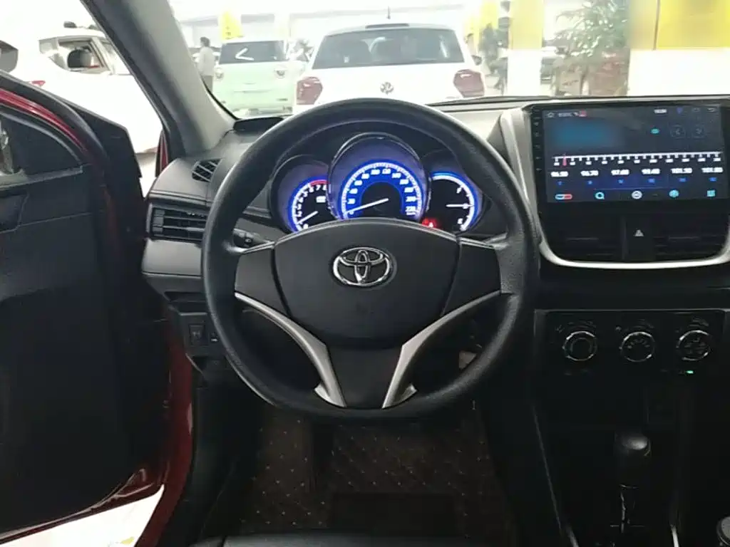 Photo 11 - Toyota YARiS L Zhi Xuan