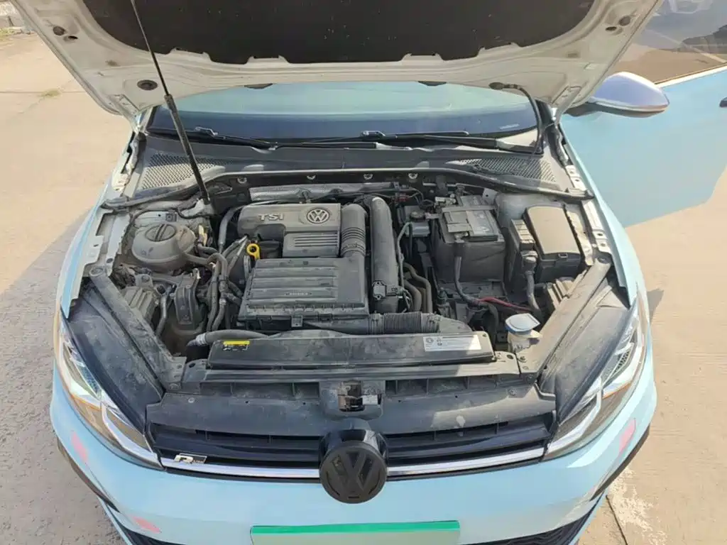 Photo 20 - Volkswagen Golf