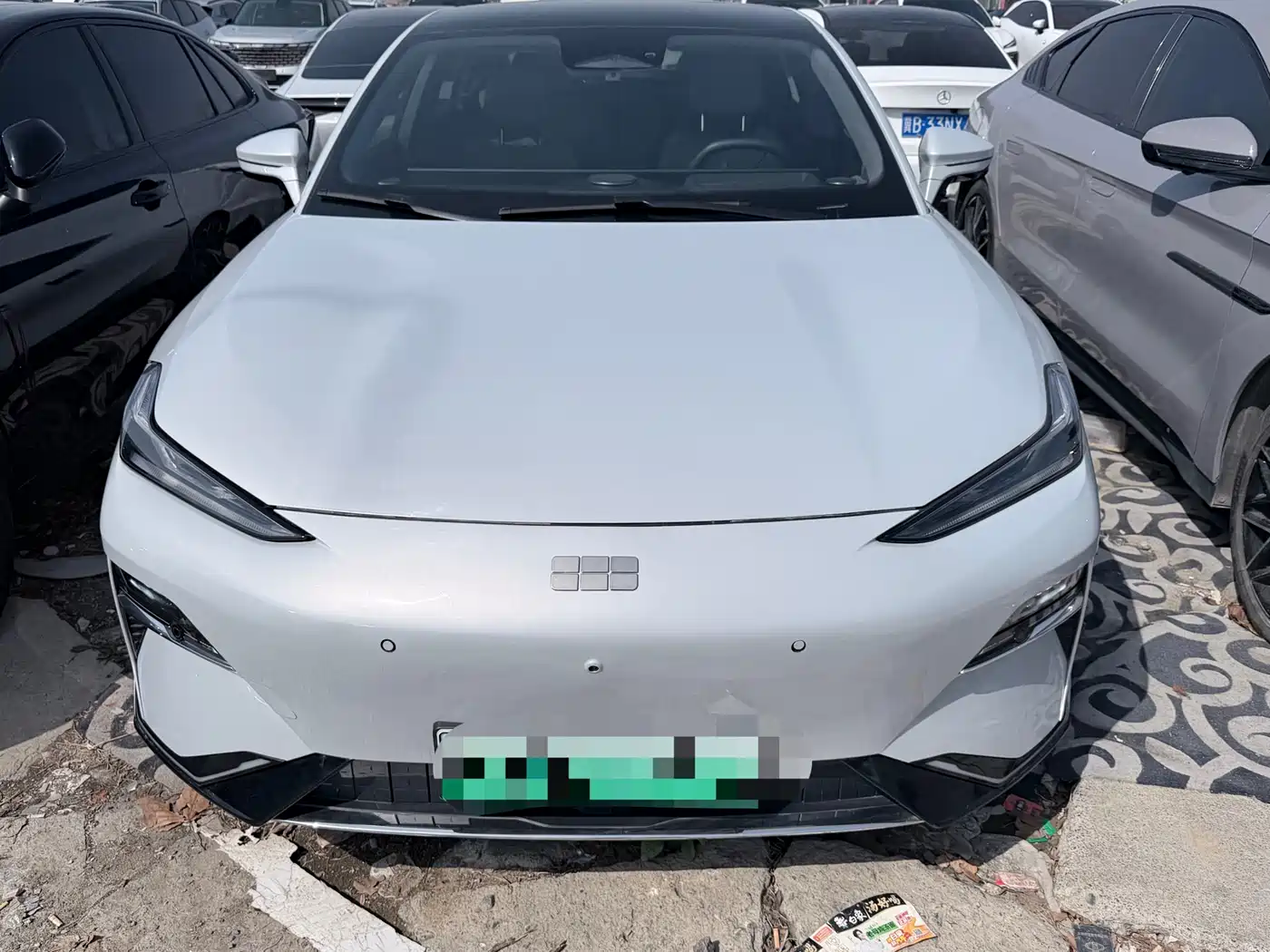 GEELY GALAXY GALAXY E8