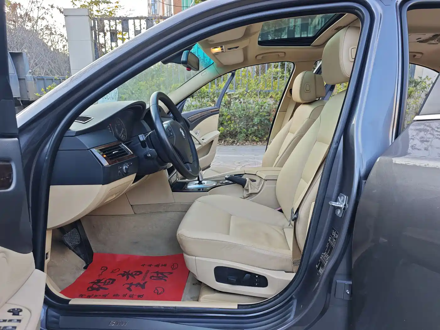 BMW 5 Series 2009 Model 523Li Premium фото 12