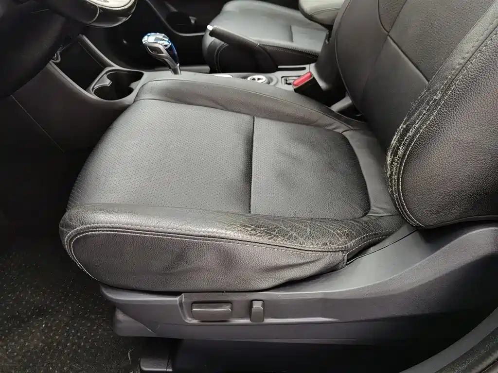 Mitsubishi Outlander (Import) 2016 2.4L 4WD Elite 5-seater фото 20