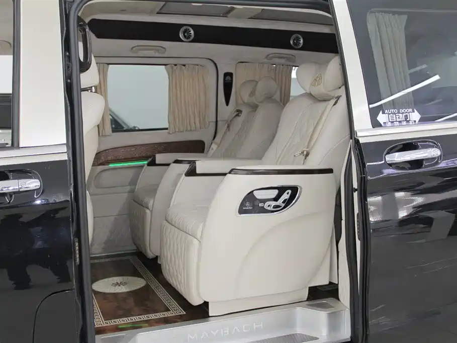 Mercedes-Benz Vito 2020 2.0T Business Edition (7-seater) фото 7