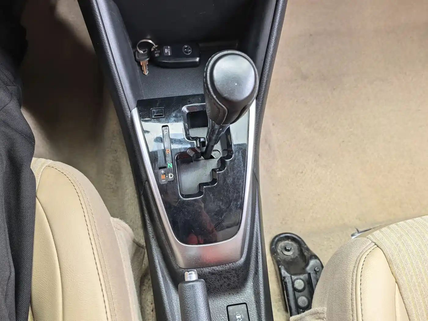 Toyota YARiS L Zhi Xuan 2016 Facelift 1.5GS CVT Sharp Edition фото 9