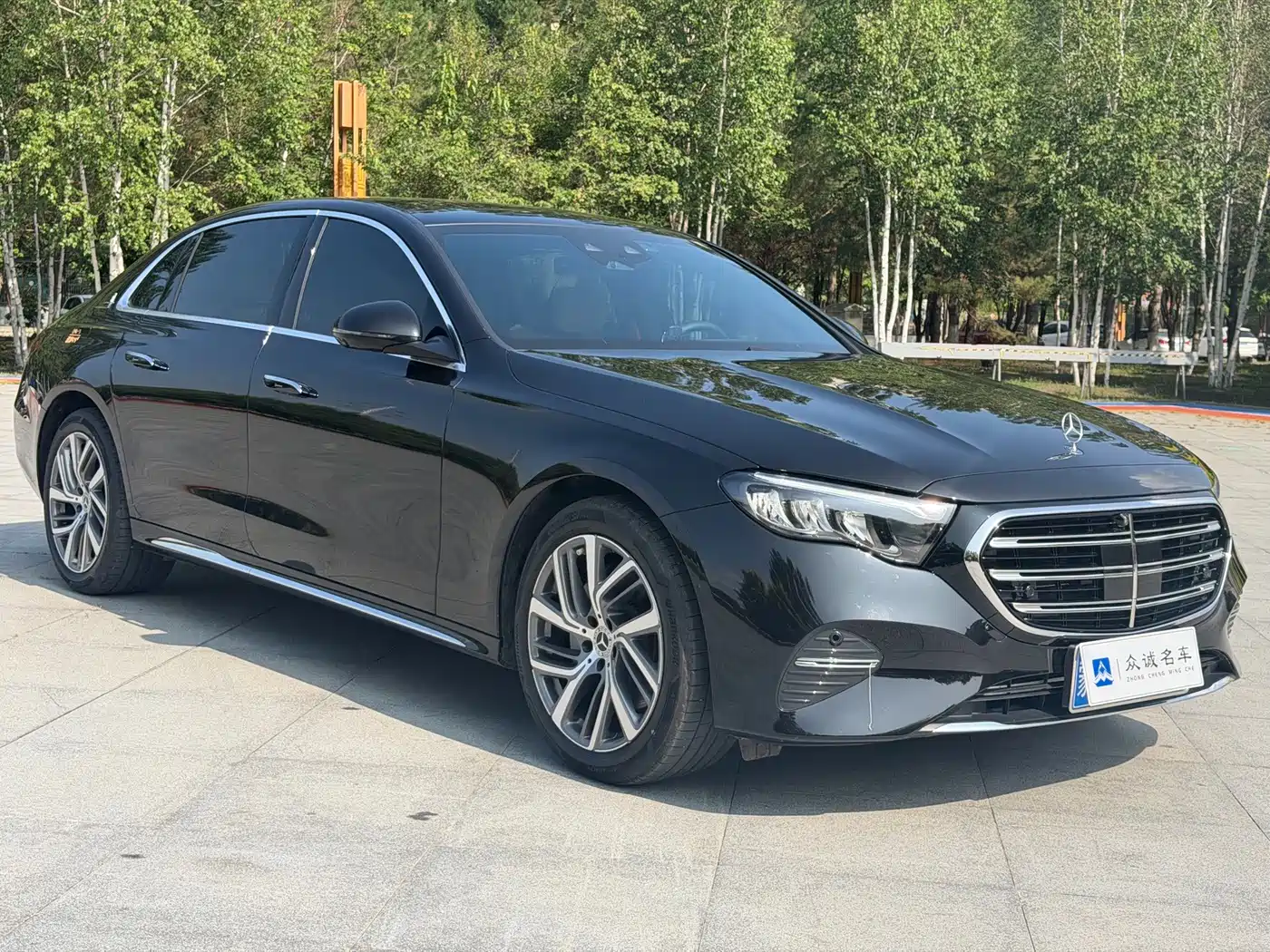 Mercedes-Benz E-Class 2025 2025 E 300 L Fashion