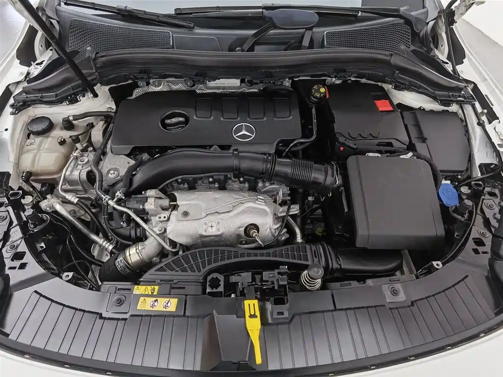 Mercedes-Benz GLA 2022 GLA 220 4MATIC фото 6
