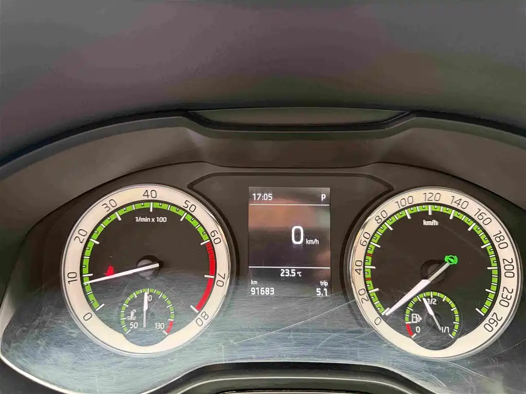 Škoda Kodiaq 2018 Facelift TSI330 7-seat 2WD Luxury Tech Edition фото 4