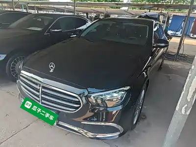 Mercedes-Benz E