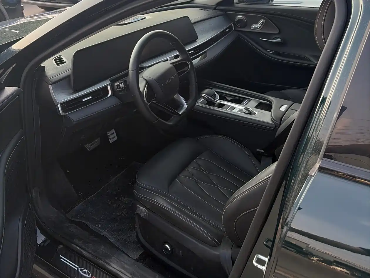 Chery Arrizo 8 2025 2023 Model High Energy Edition 2.0T DCT Speed