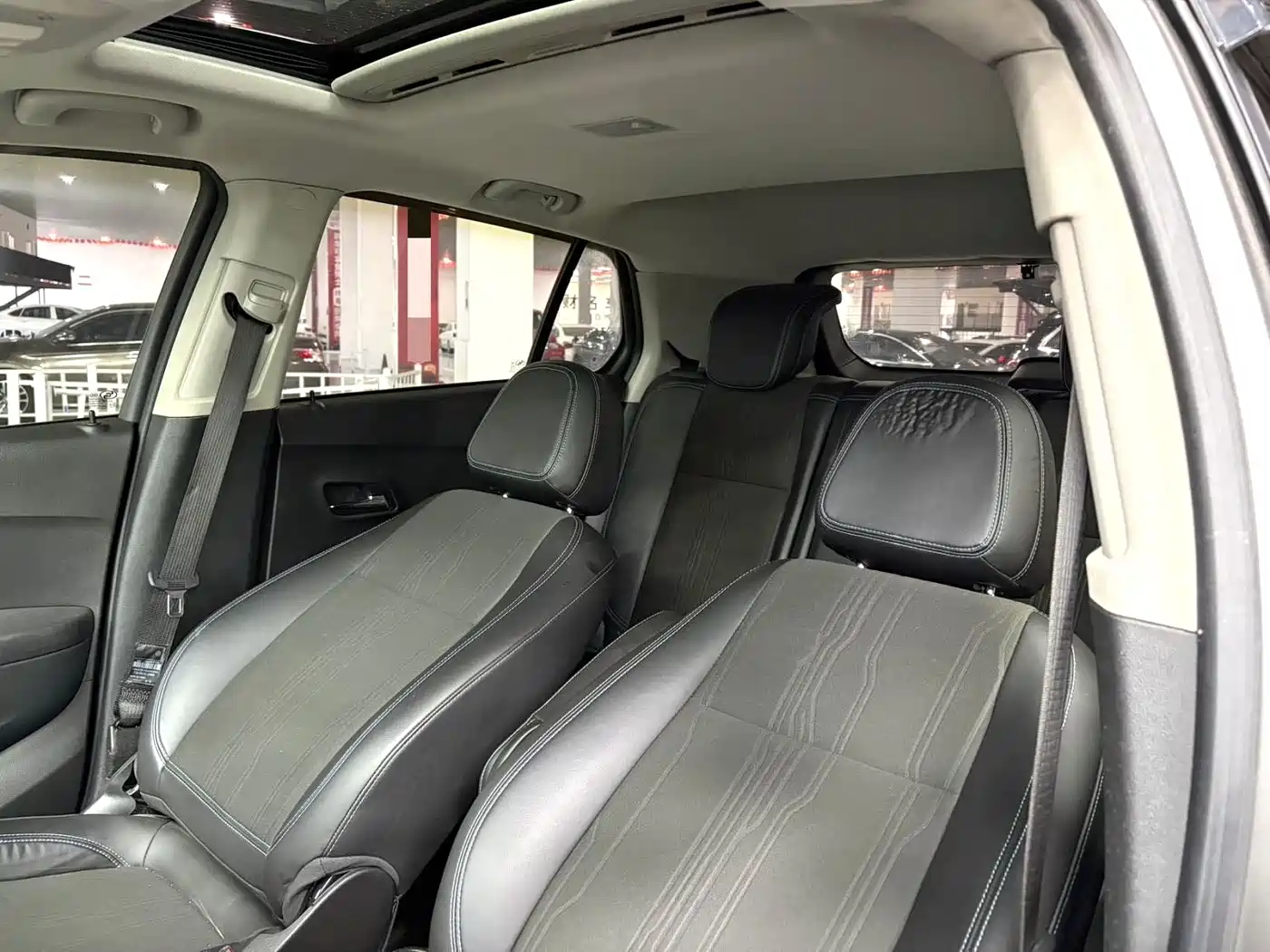 Chevrolet Trax 2016 1.4T Automatic 2WD Luxury фото 11