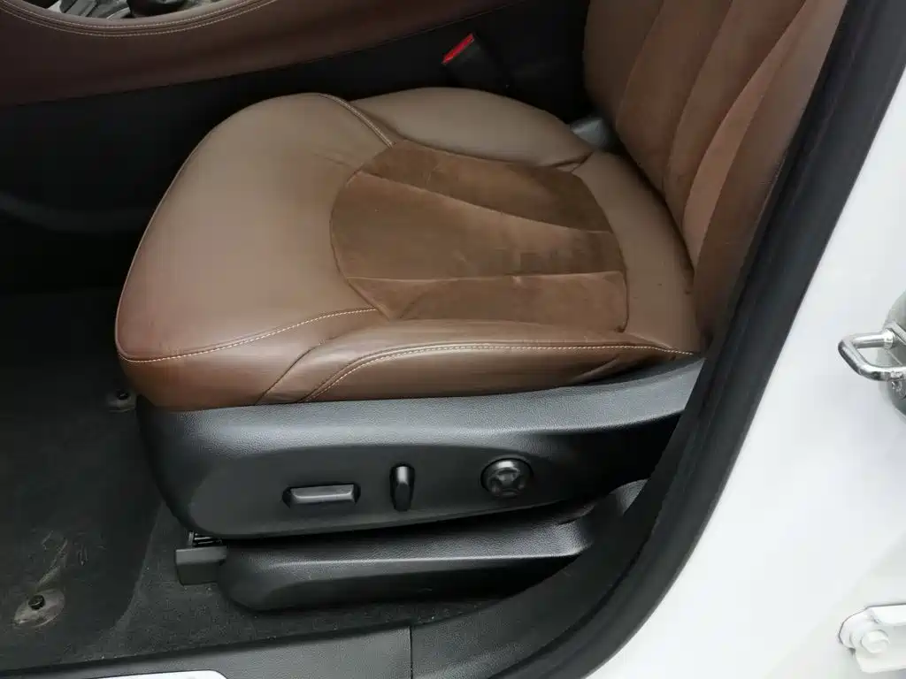 Фото 20 - Buick Envision Plus