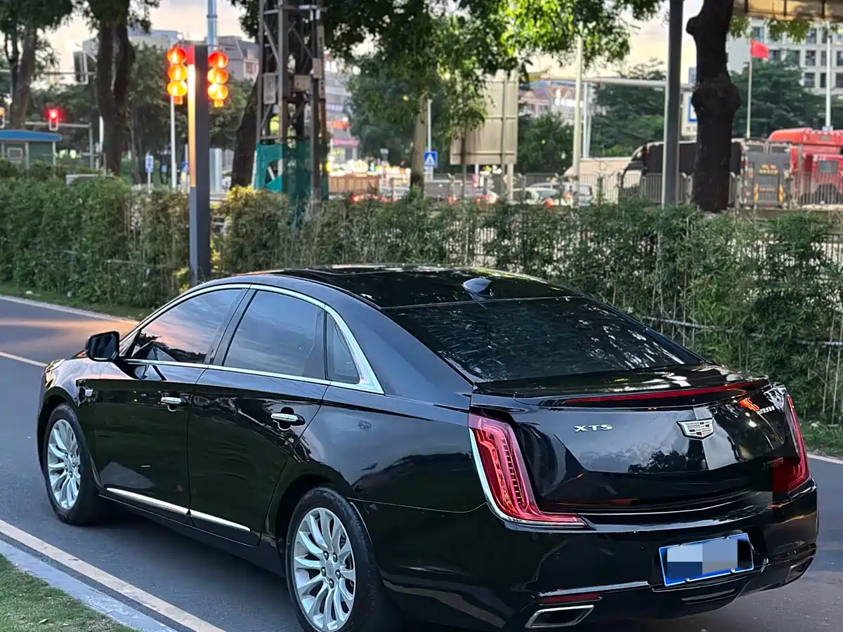 Cadillac XTS 2018 28T Technology фото 9