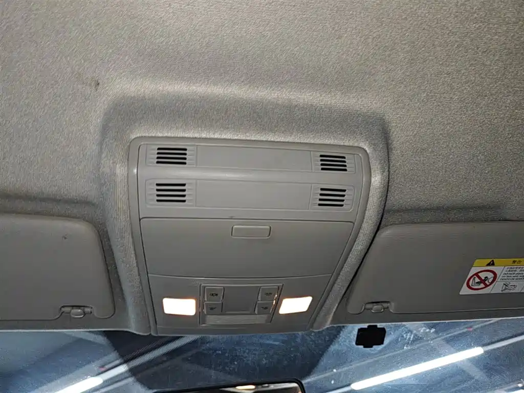 VOLKSWAGEN TU KAI