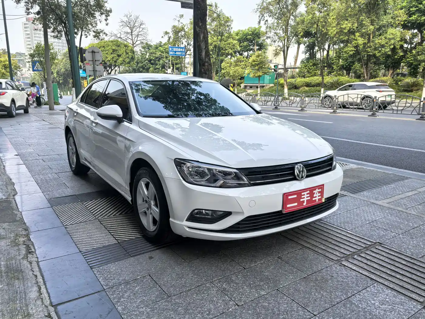 Volkswagen Lamando 2018 230TSI Manual Trend Edition фото 3