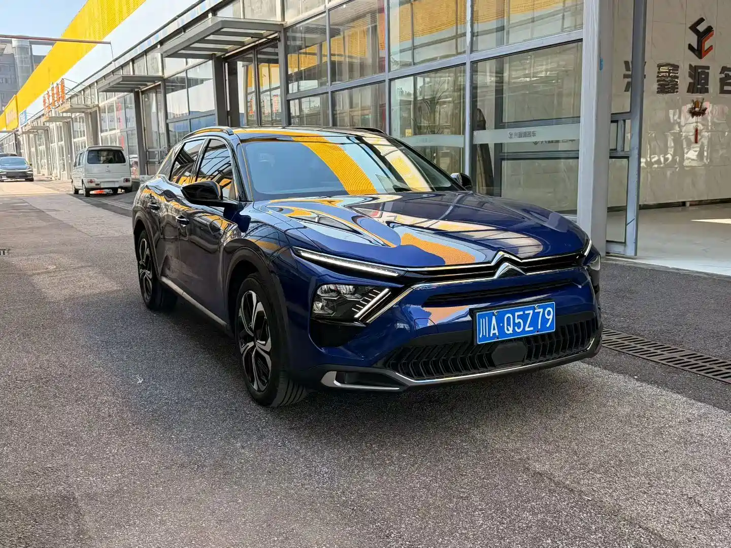 صورة 3 - Citroën Versailles C5 X