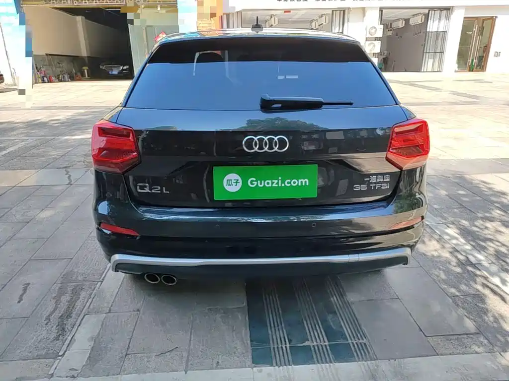 Фото 6 - Audi Q2L