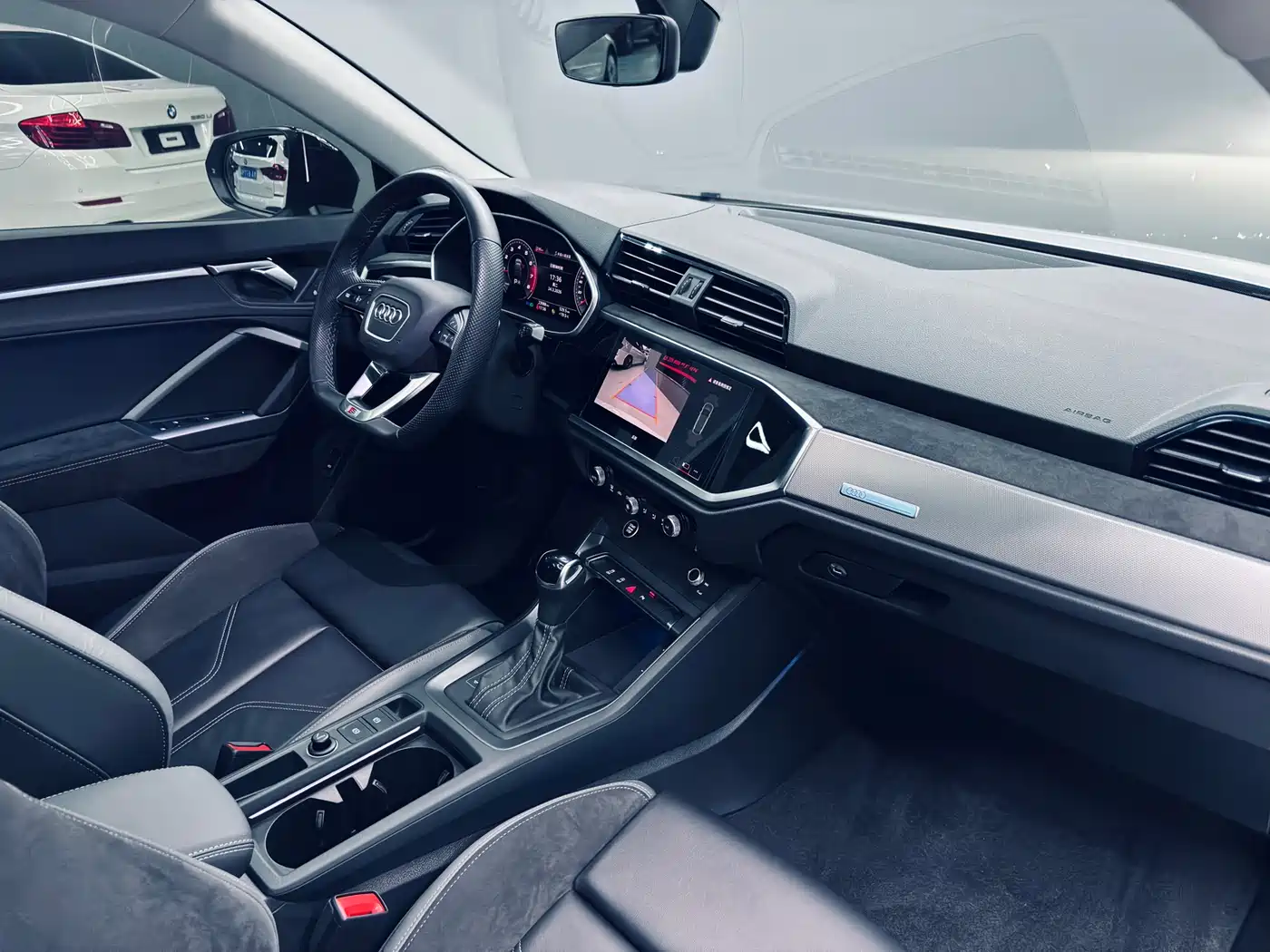Audi Q3 Sportback 2023 Facelift 40 TFSI Fashion фото 15