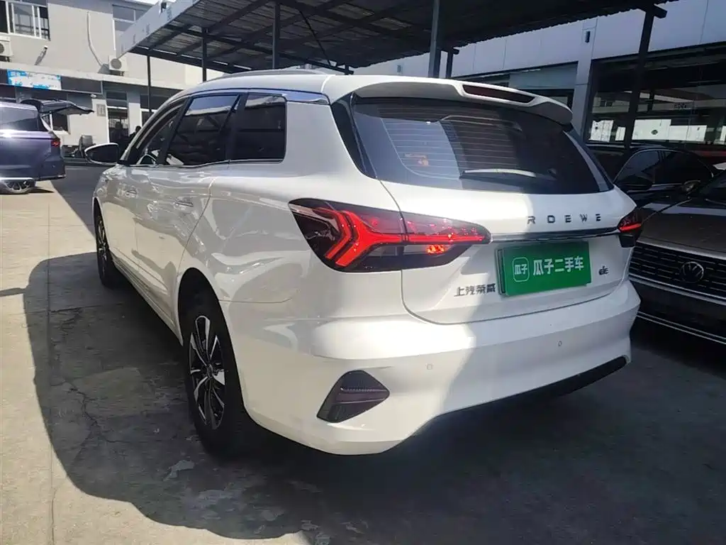 ROEWE EI5