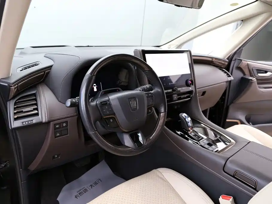 Toyota Vellfire 2024 2024 Crown Hybrid 2.5L Executive Premium Edition