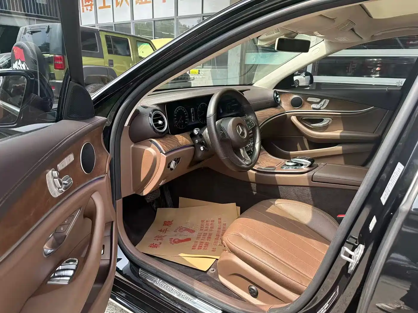 Mercedes-Benz E-Class 2017 E 300 L Luxury фото 6