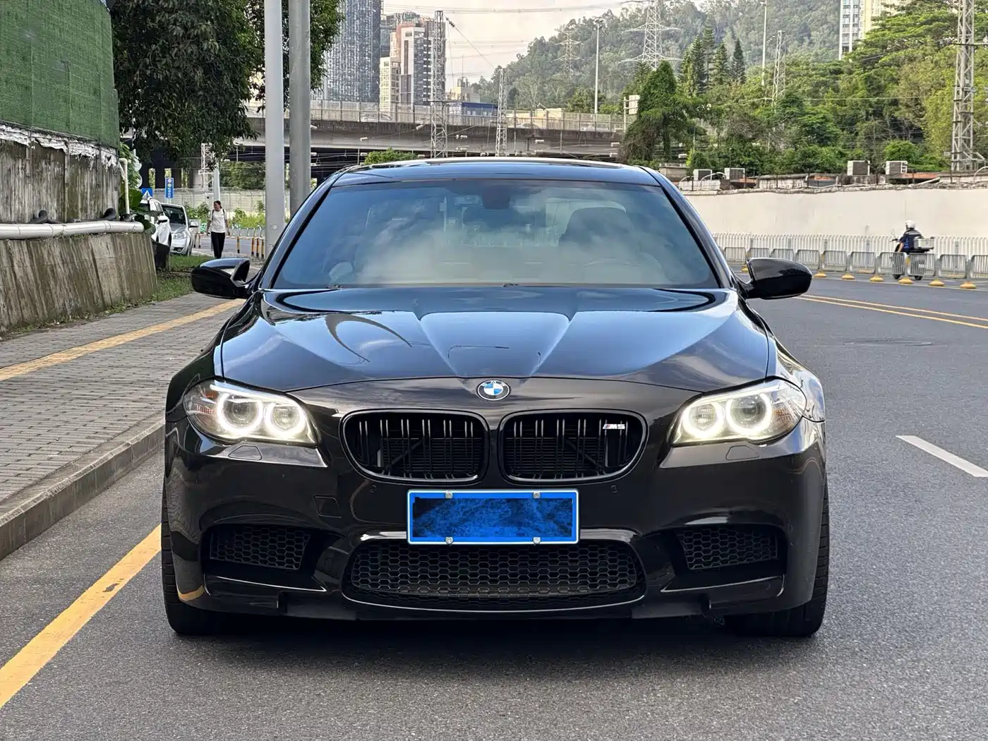 BMW M5 2012 M5 фото 4