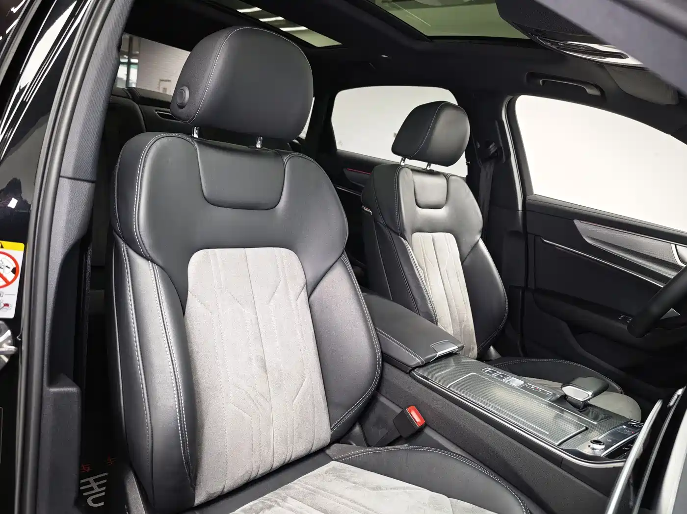 Audi A6L 2023 45 TFSI Premium Selection Dynamic фото 13