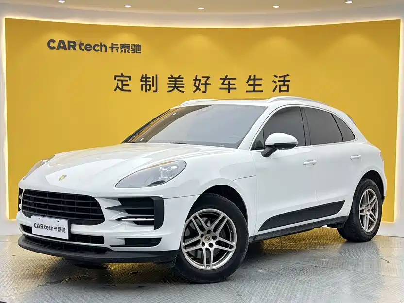 Фото 14 - Porsche Macan