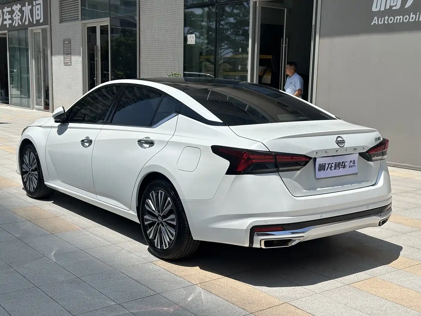 NISSAN TEANA