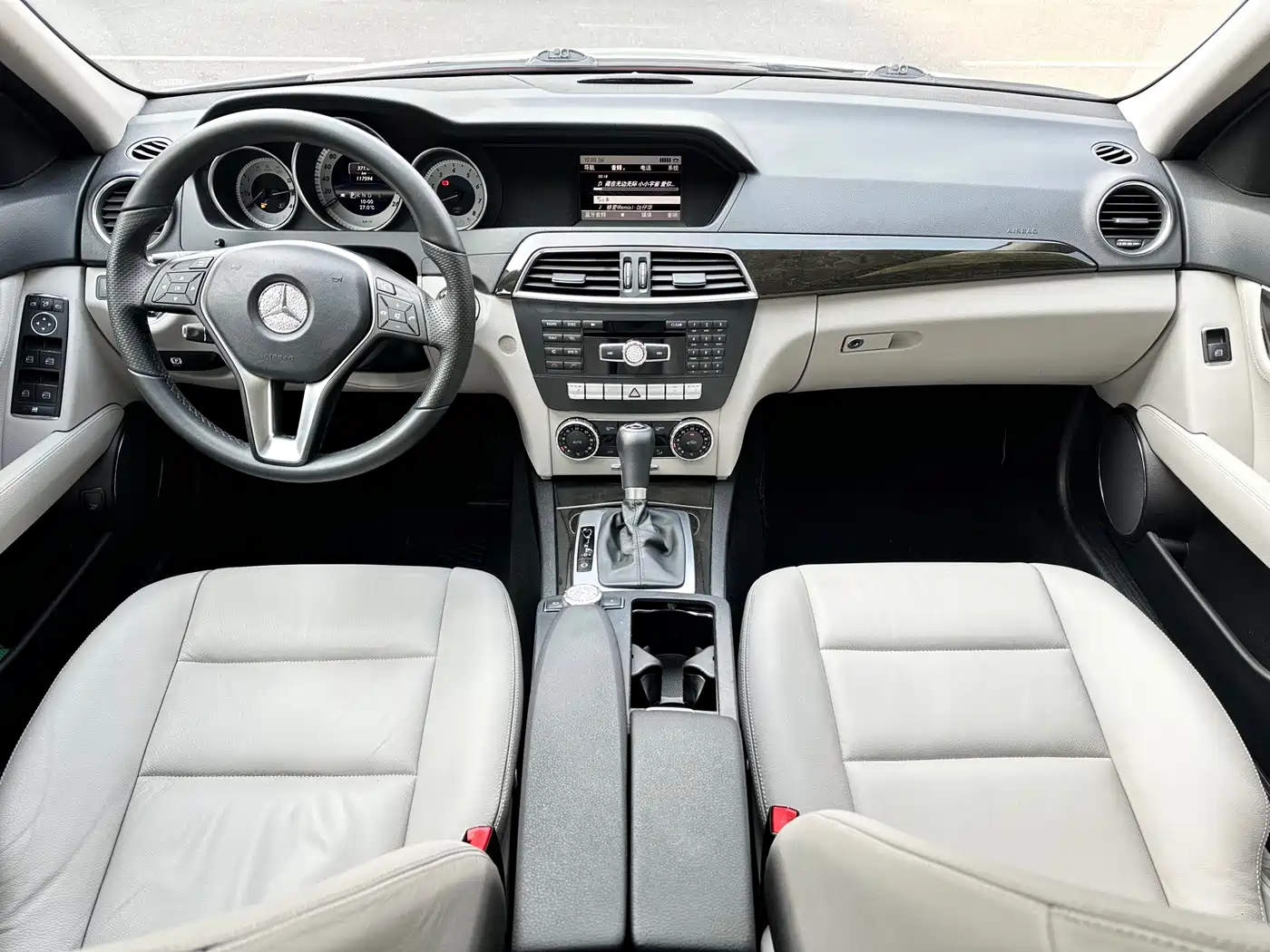 Mercedes-Benz C-Class 2013 C 260 CGI Fashion Edition фото 8