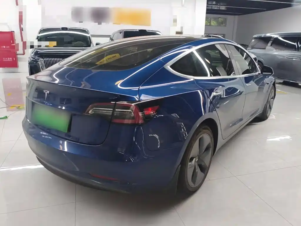 Tesla Model 3 (Import) 2019 2019 Long Range RWD Version