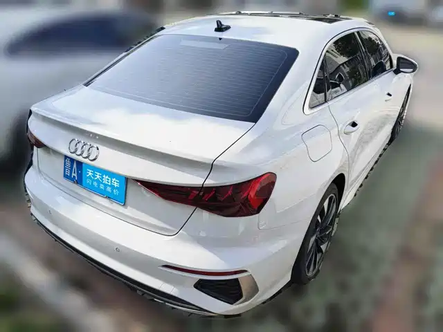Audi A3 2024 Model A3L Limousine 35 TFSI Fashion Sport — фото 2