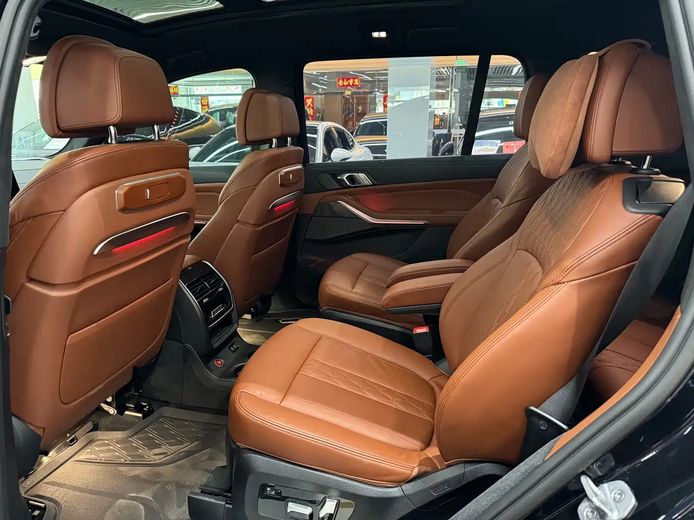 BMW X7 2023 xDrive40i Exclusive M Sport Package фото 10
