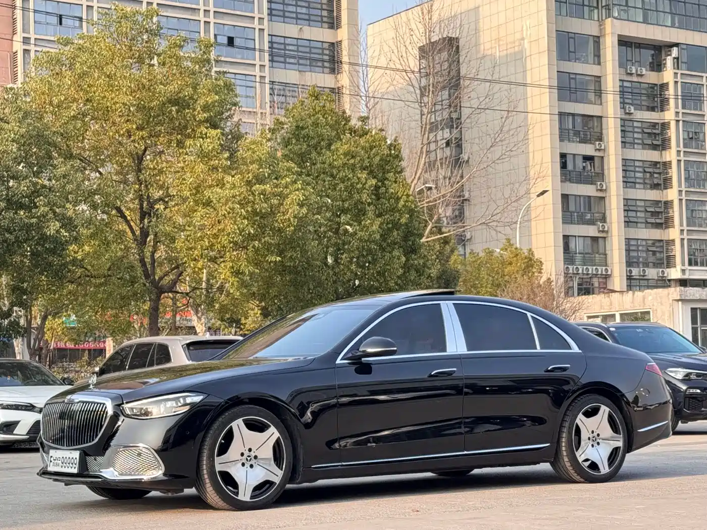 MERCEDES-BENZ S CLASS