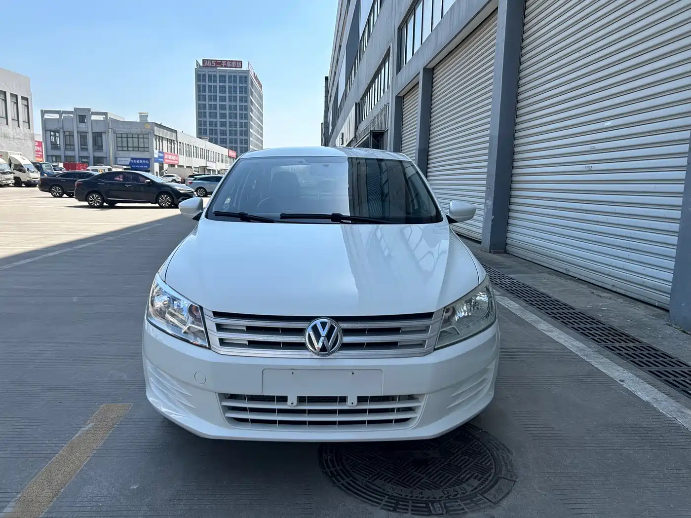 Volkswagen Santana 2015 1.4L Manual Trend Edition фото 2