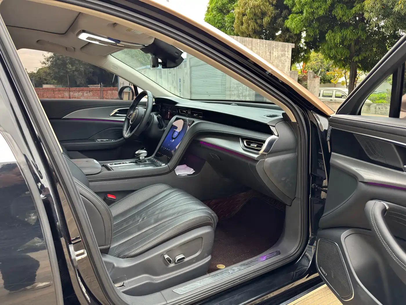 Hongqi H5 2023 2.0T Auto Smart Connect Flag Comfort фото 7
