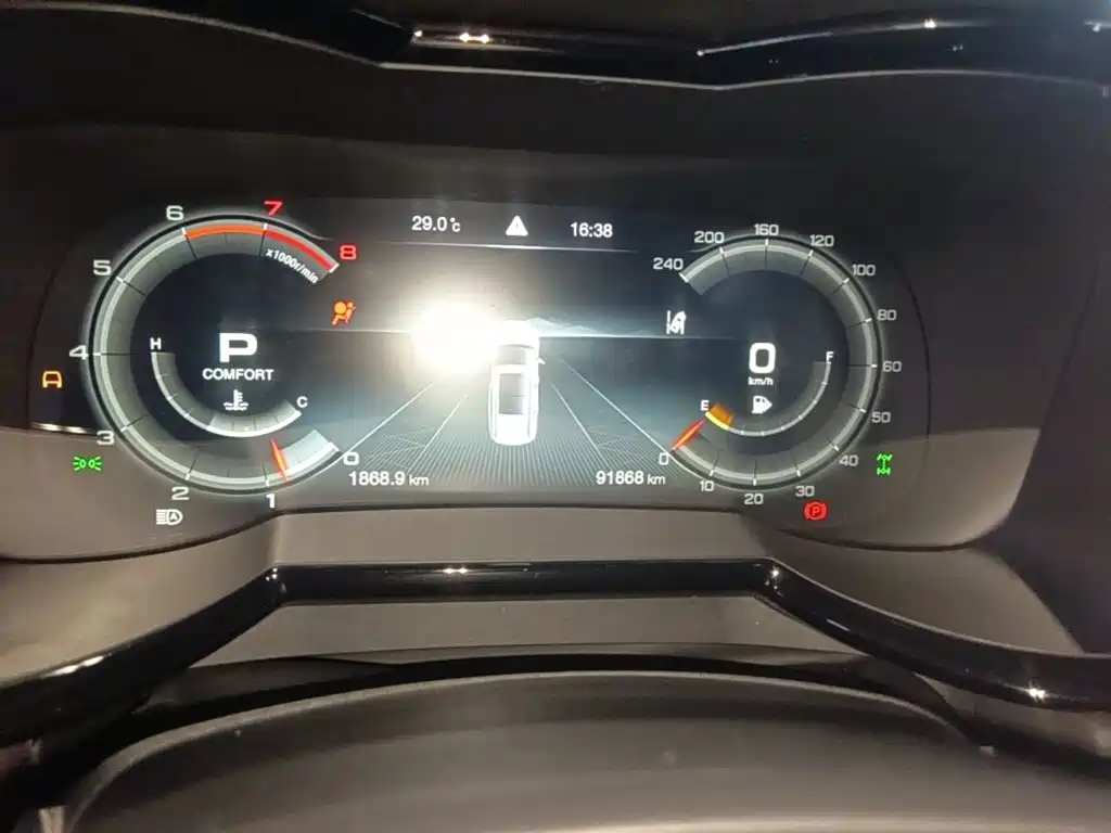 Фото 12 - GAC Trumpchi GS8