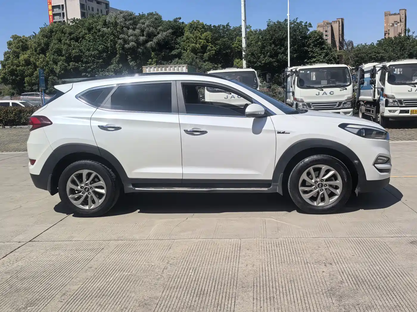Hyundai Tucson 2015 1.6T Dual Clutch 2WD Smart фото 2