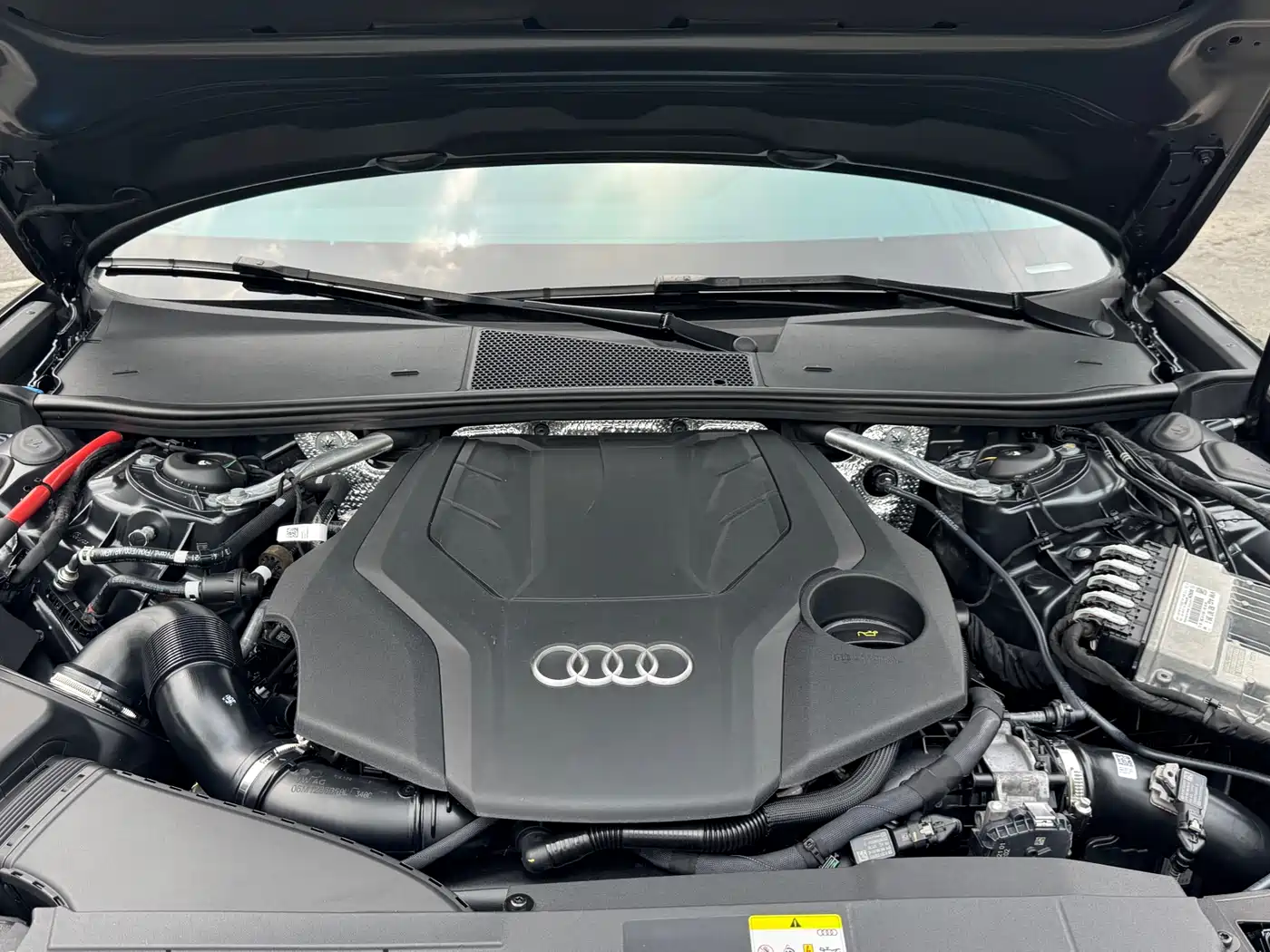 Audi A6 (Import) 2022 2022 allroad quattro Explorer 55 TFSI Premium Off-road