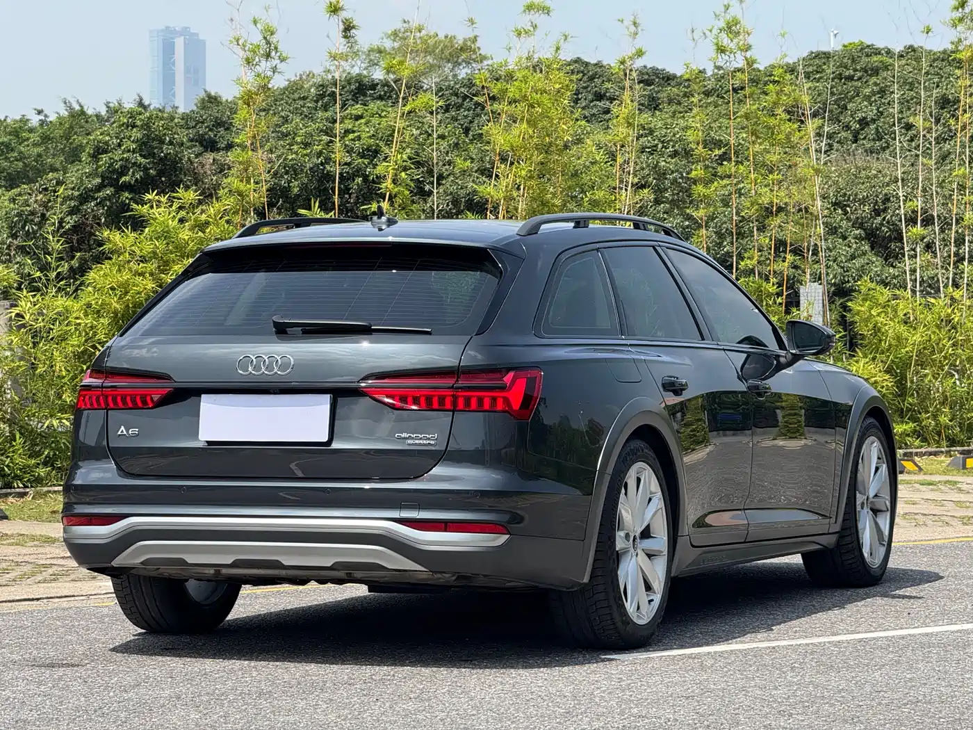 Audi A6 (Import) 2022 2022 allroad quattro Explorer 55 TFSI Premium Off-road