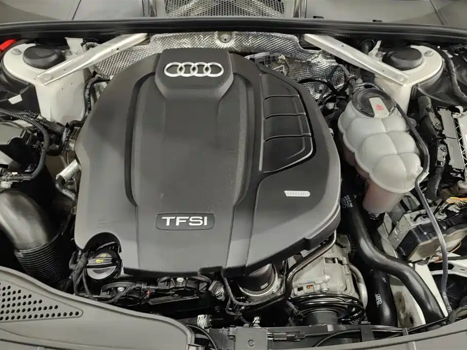 Audi A4L 2020 40 TFSI Luxury Dynamic фото 10