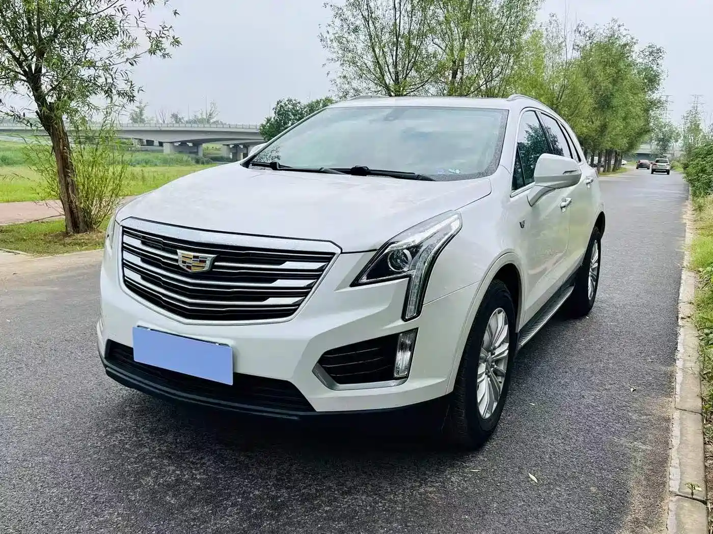 Cadillac XT5 2016 28T AWD Technology Model