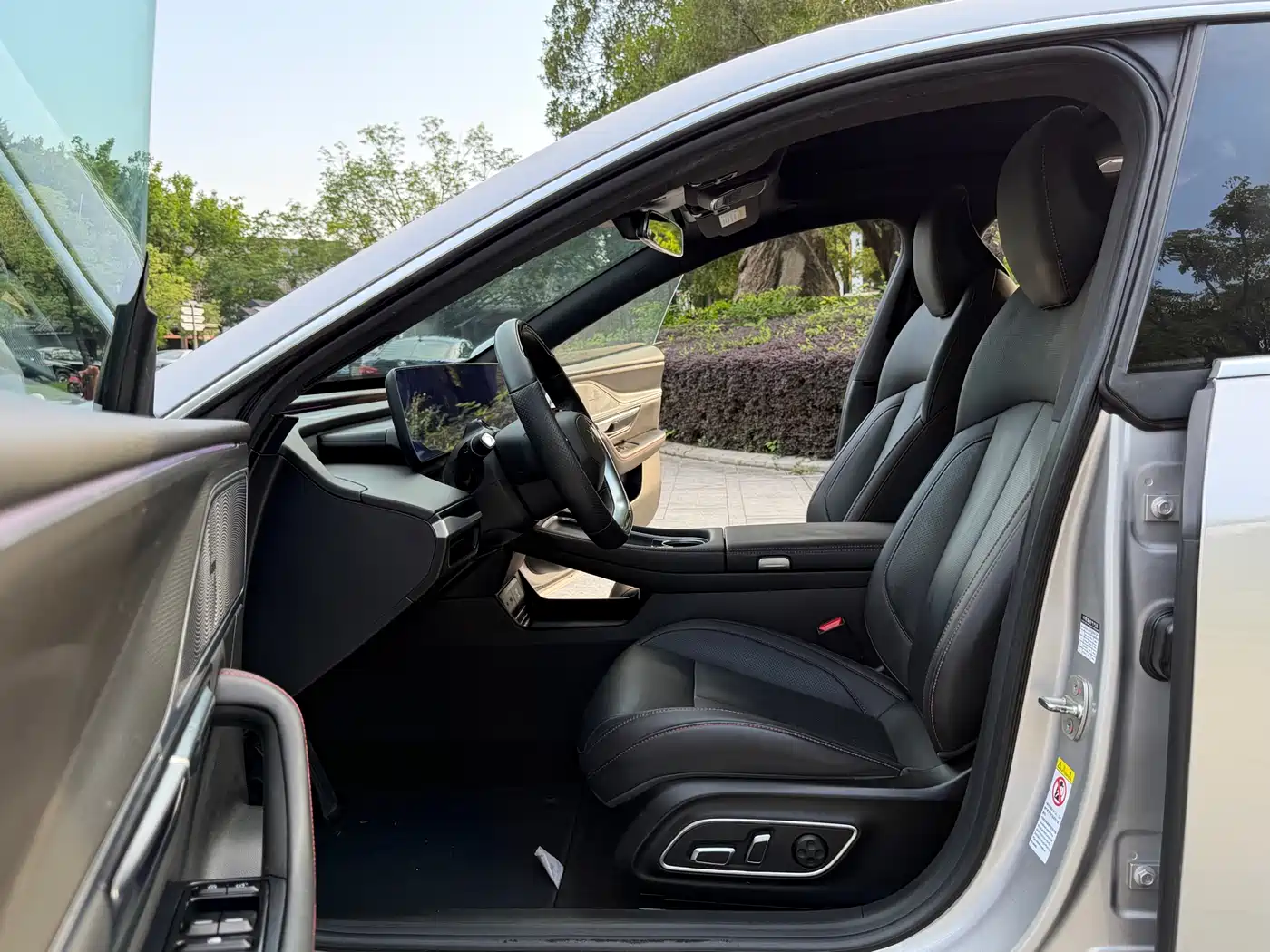 XIAOPENG P7