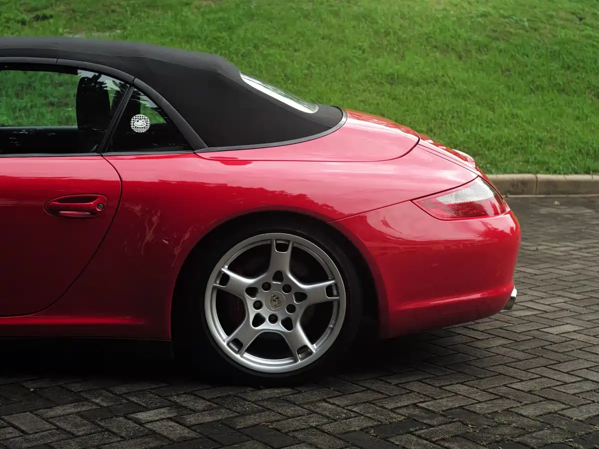 Porsche 911 2006 2005 Carrera 4S Cabriolet MT 3.8L