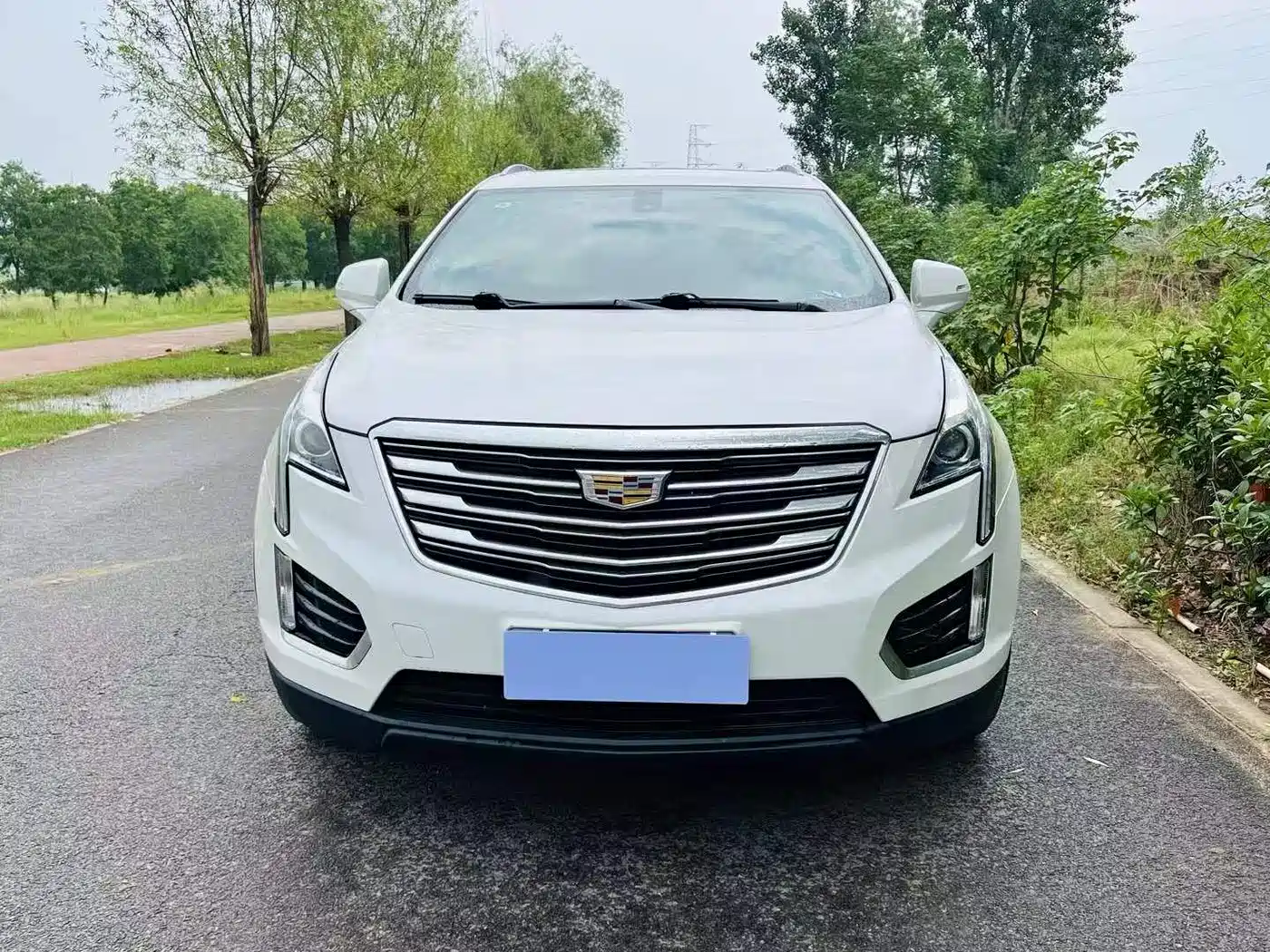 Cadillac XT5 2016 28T AWD Technology Model фото 2