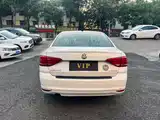 Фото 6 - Volkswagen Lavida