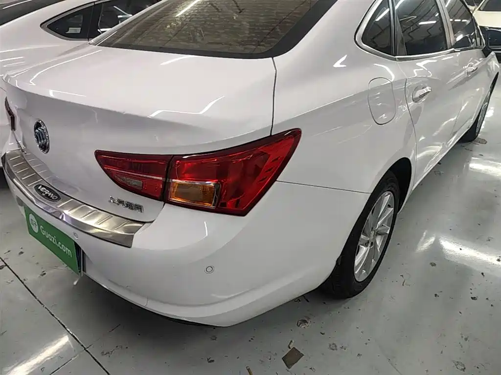 Buick Verano 2017 Sedan 15S Automatic Progressive фото 8
