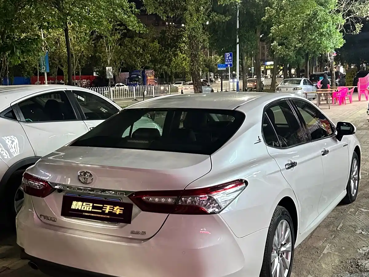 Toyota Camry 2019 2.0G Luxury (China V) фото 4